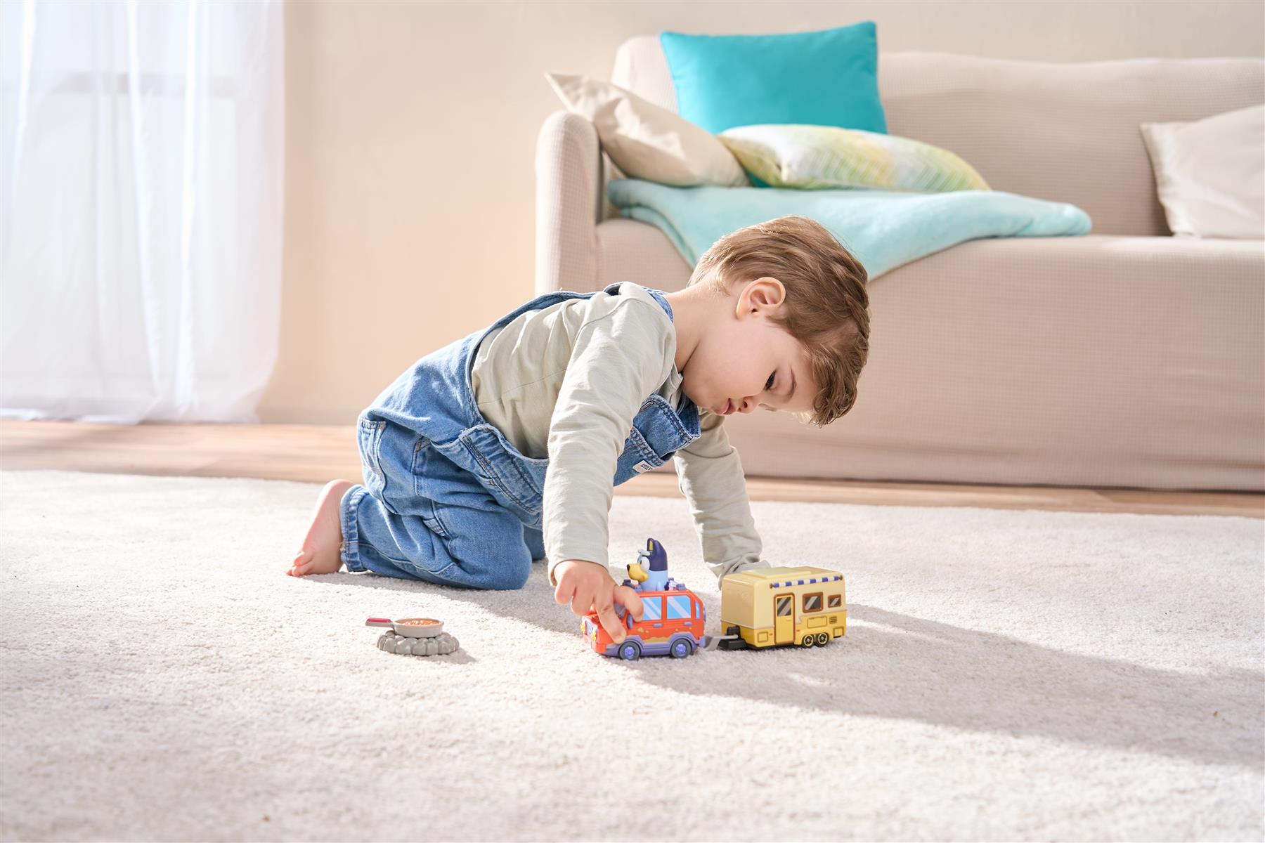 VTech Toot-Toot Drivers Bluey Family Car & Caravan