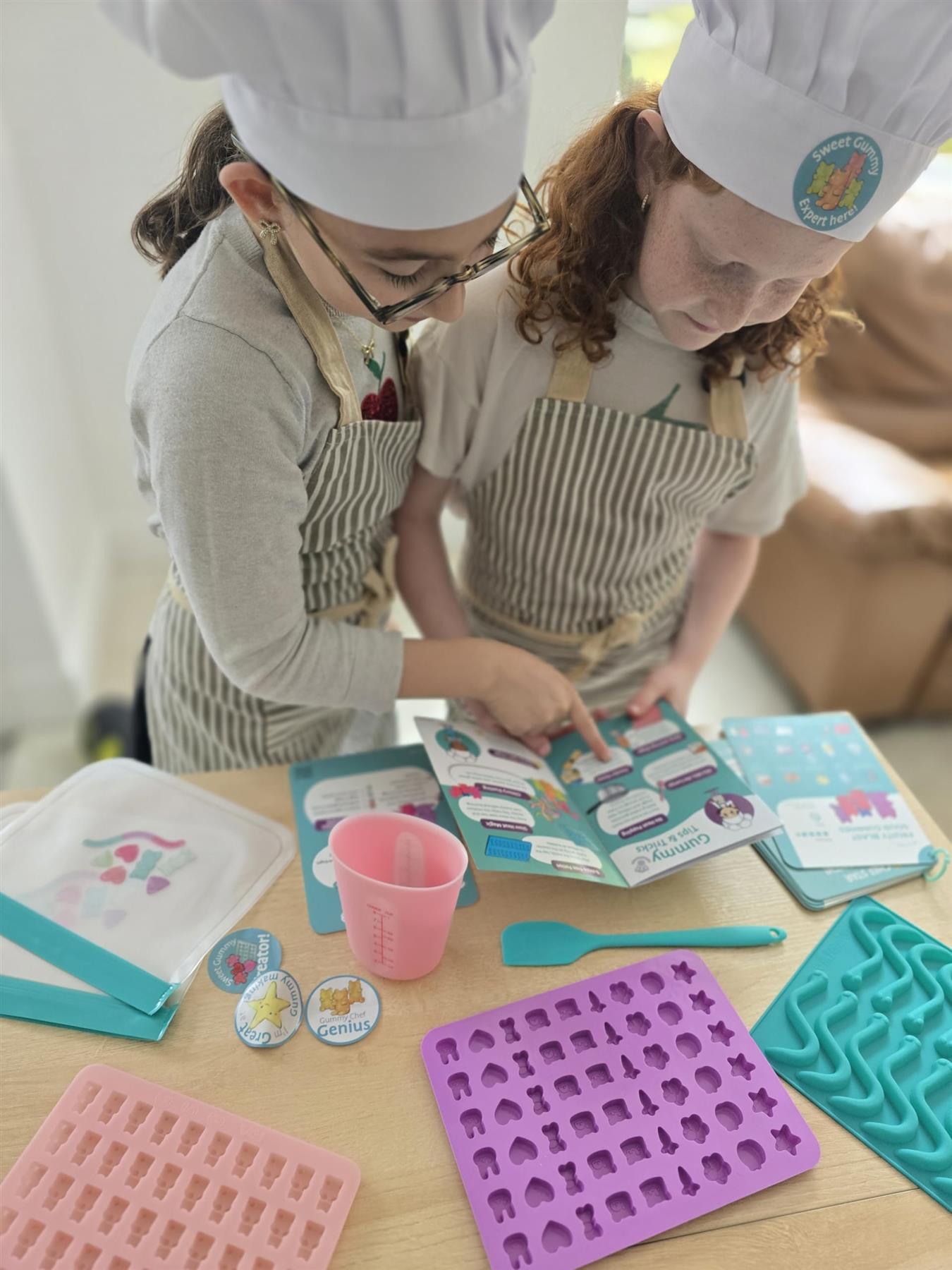 Tovla Jr. Montessori Ultimate Gummy Making Kit