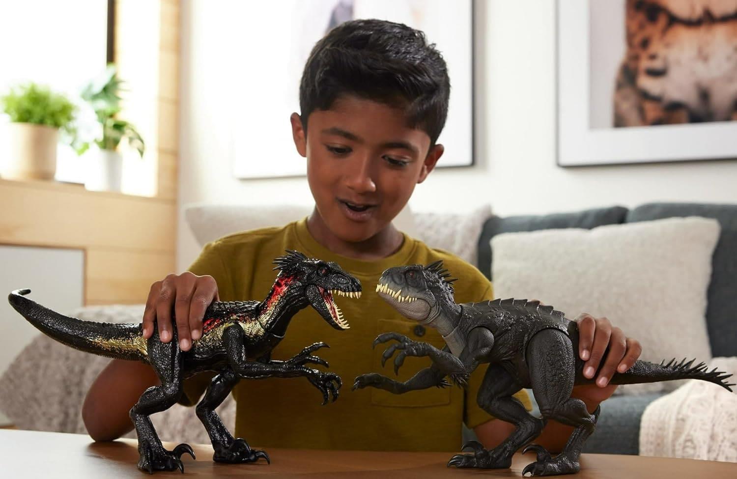 Jurassic World Ultimate Damage Indoraptor Dinosaur