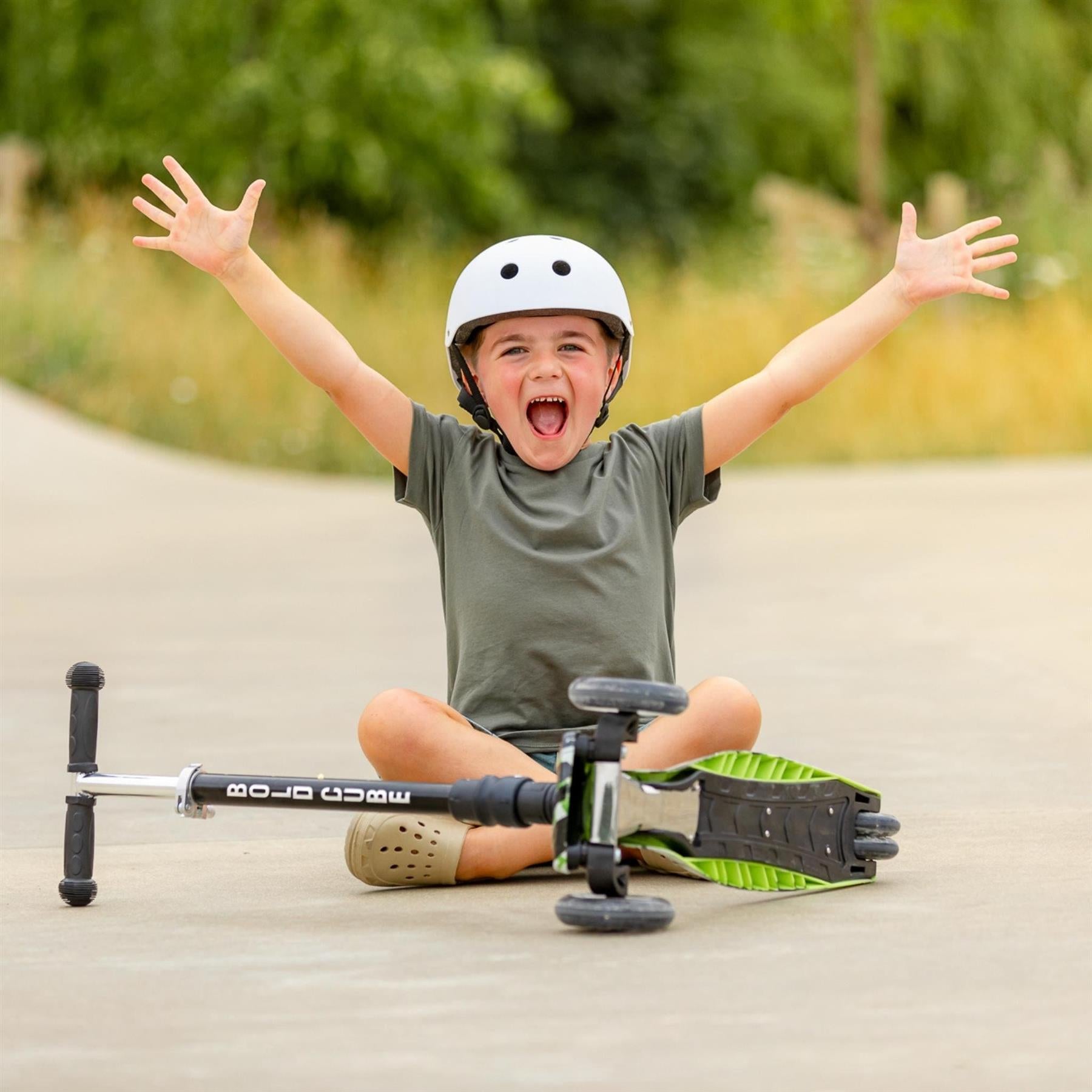 Boldcube Big 3 Wheel Scooter - Swift Green