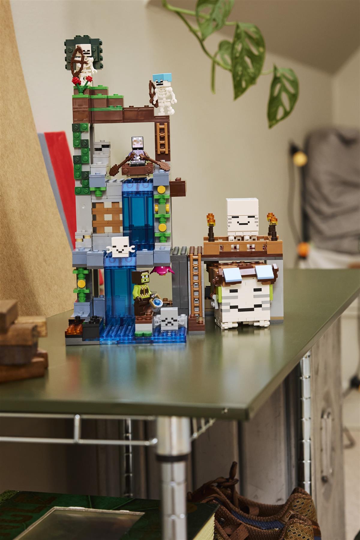 LEGO Minecraft Ghast Station 21597