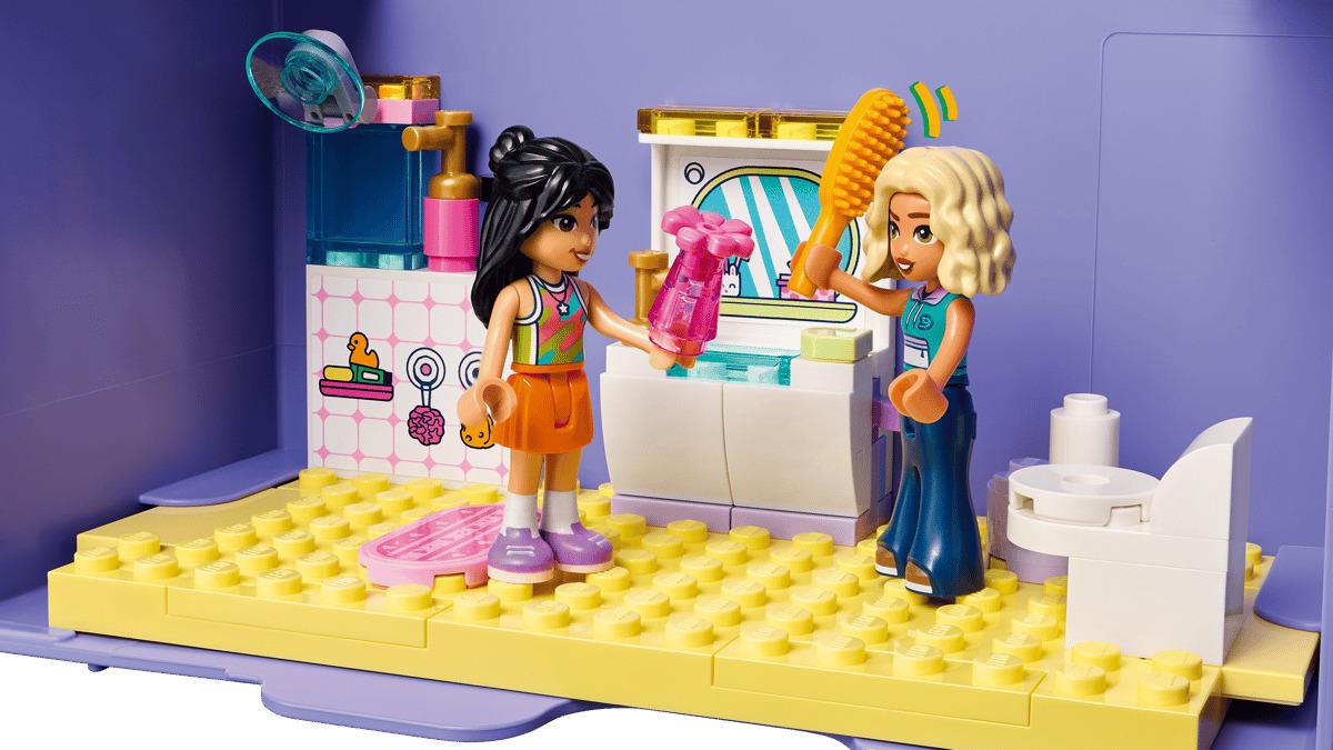 LEGO Friends Creative Dollhouse Suitcase 42697