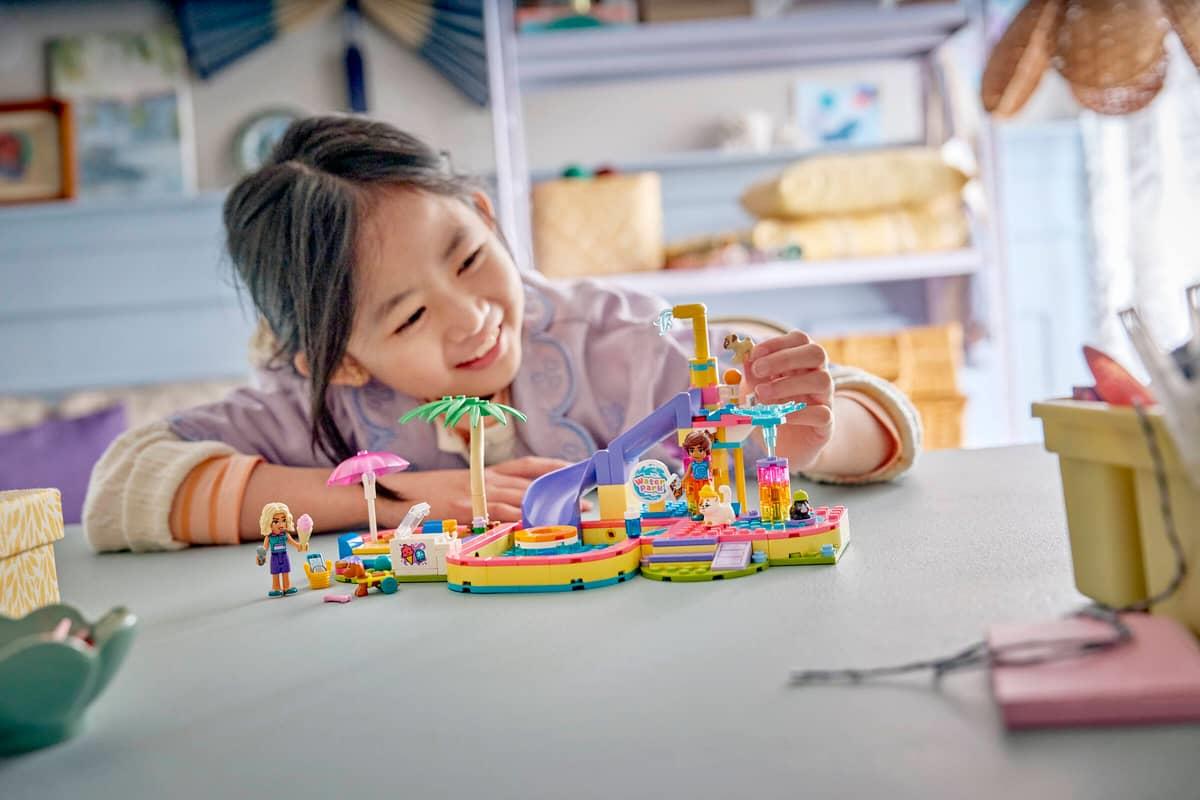 LEGO Friends Fun Water Park Day 42676