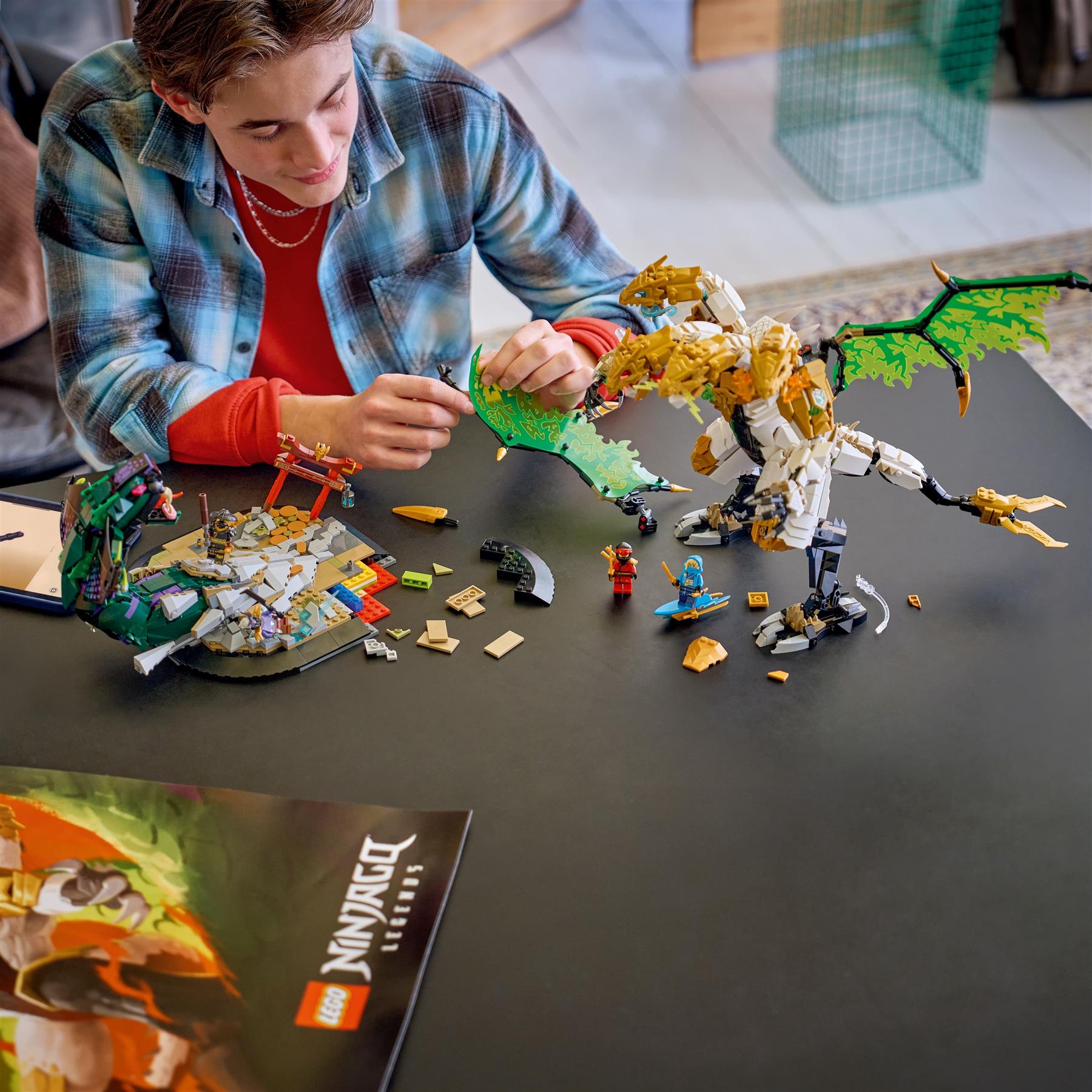 LEGO Ninjago Ultra Dragon Battle 71872