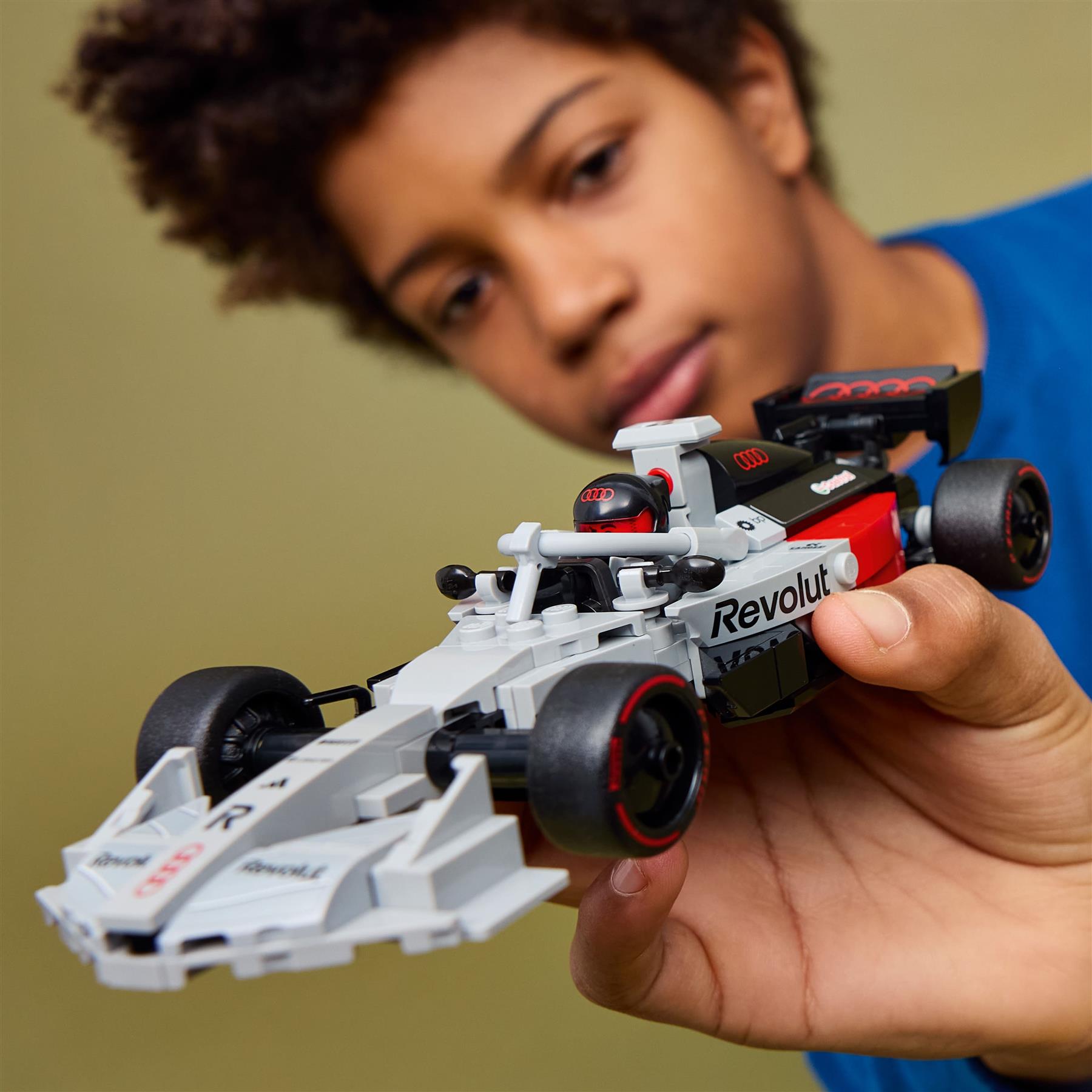 LEGO Speed Champions Audi Revolut F1 Team R26 Race Car 77259