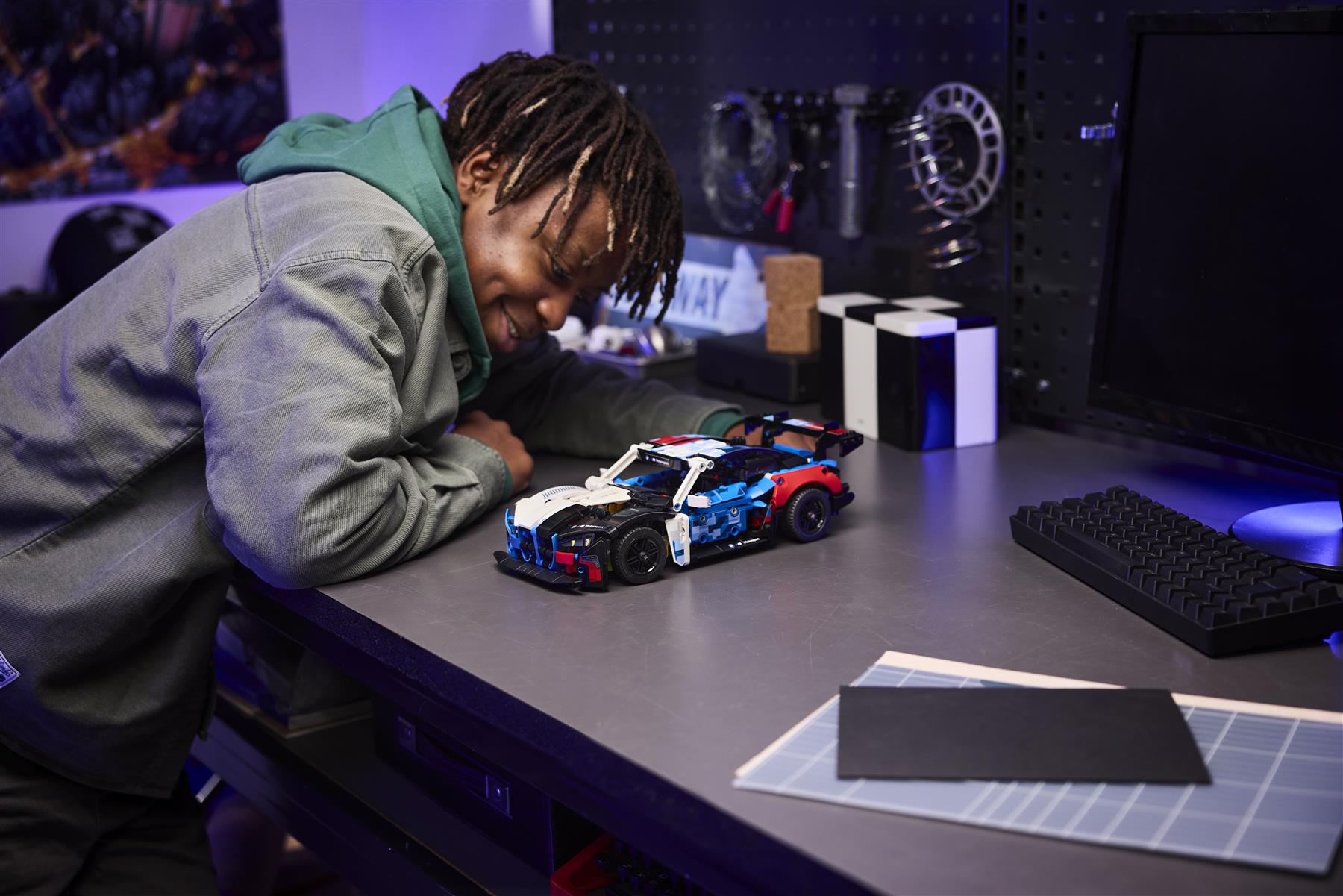 LEGO Technic BMW M4 GT3 EVO Race Car 42226