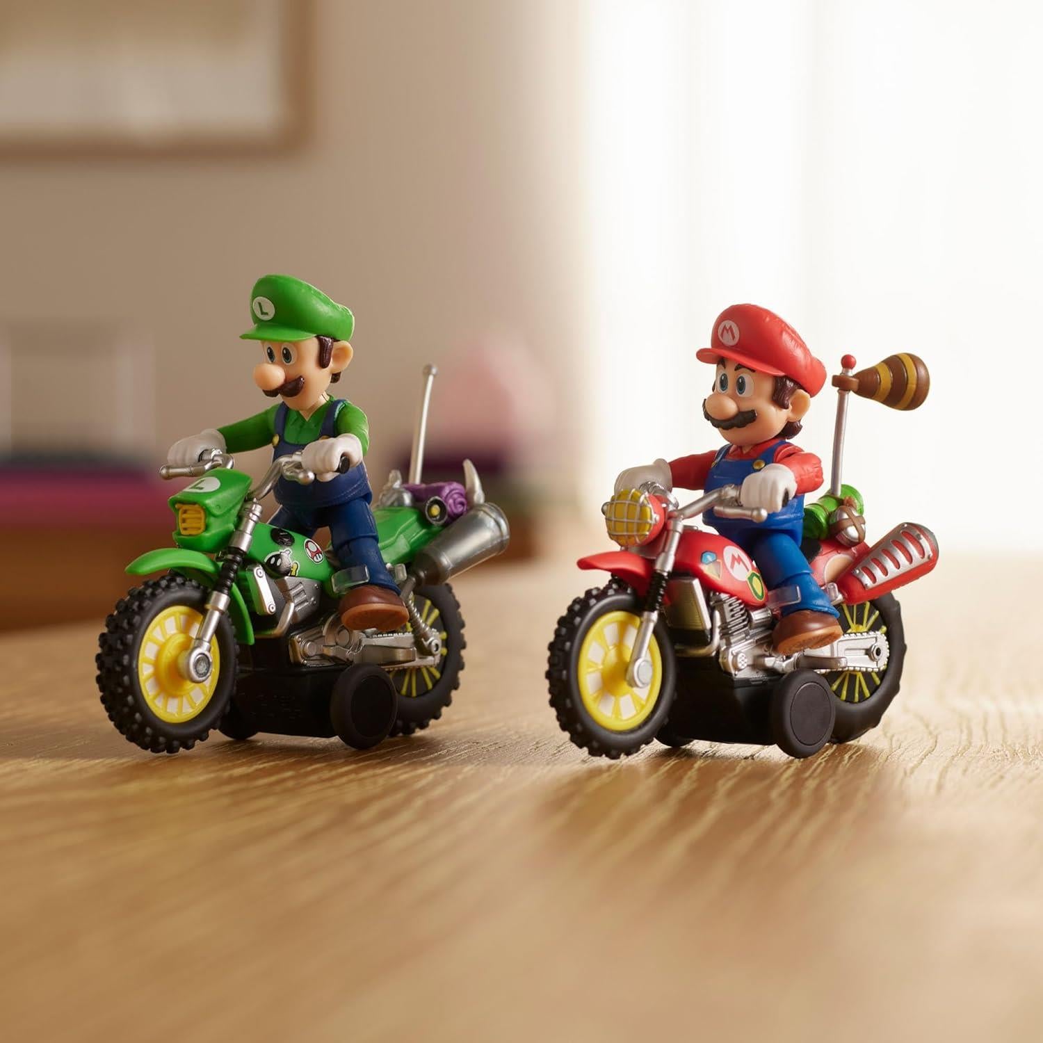 Super Mario 2.5 Inch Figure with Pull Back Motorcycle – Mario