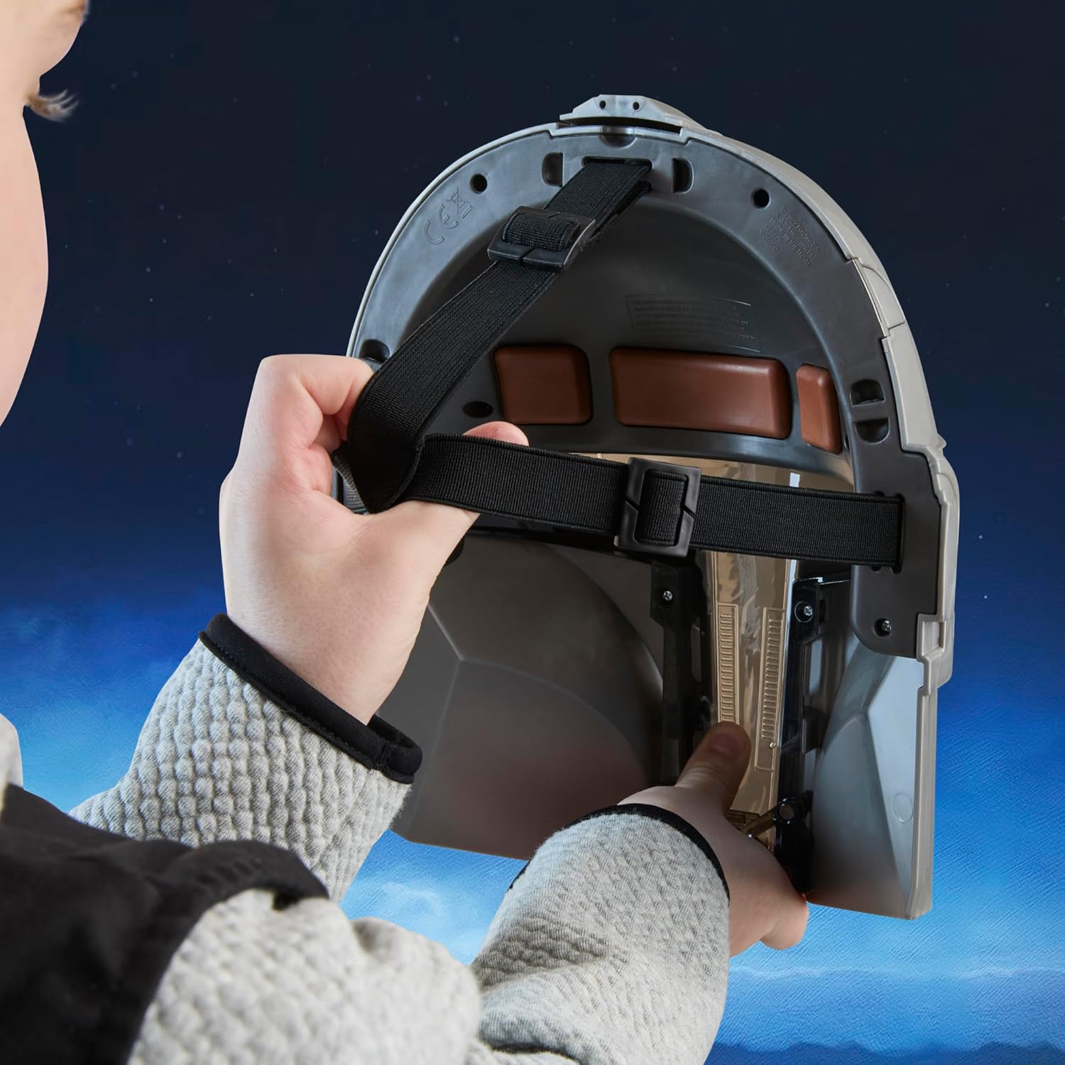 Star Wars The Mandalorian Electronic
Mask