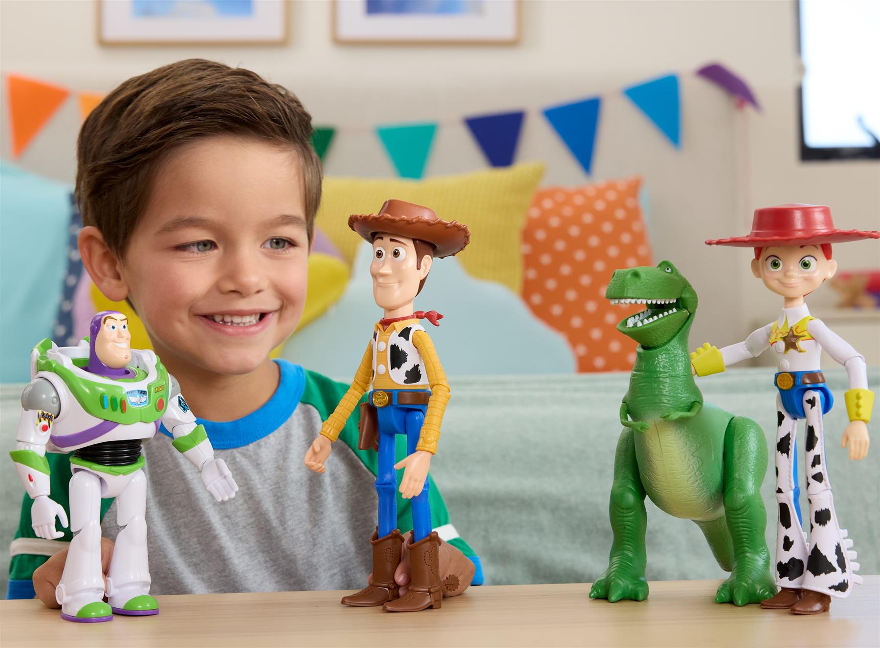 Disney Pixar Toy Story 5 7 Inch Figure - Buzz Lightyear