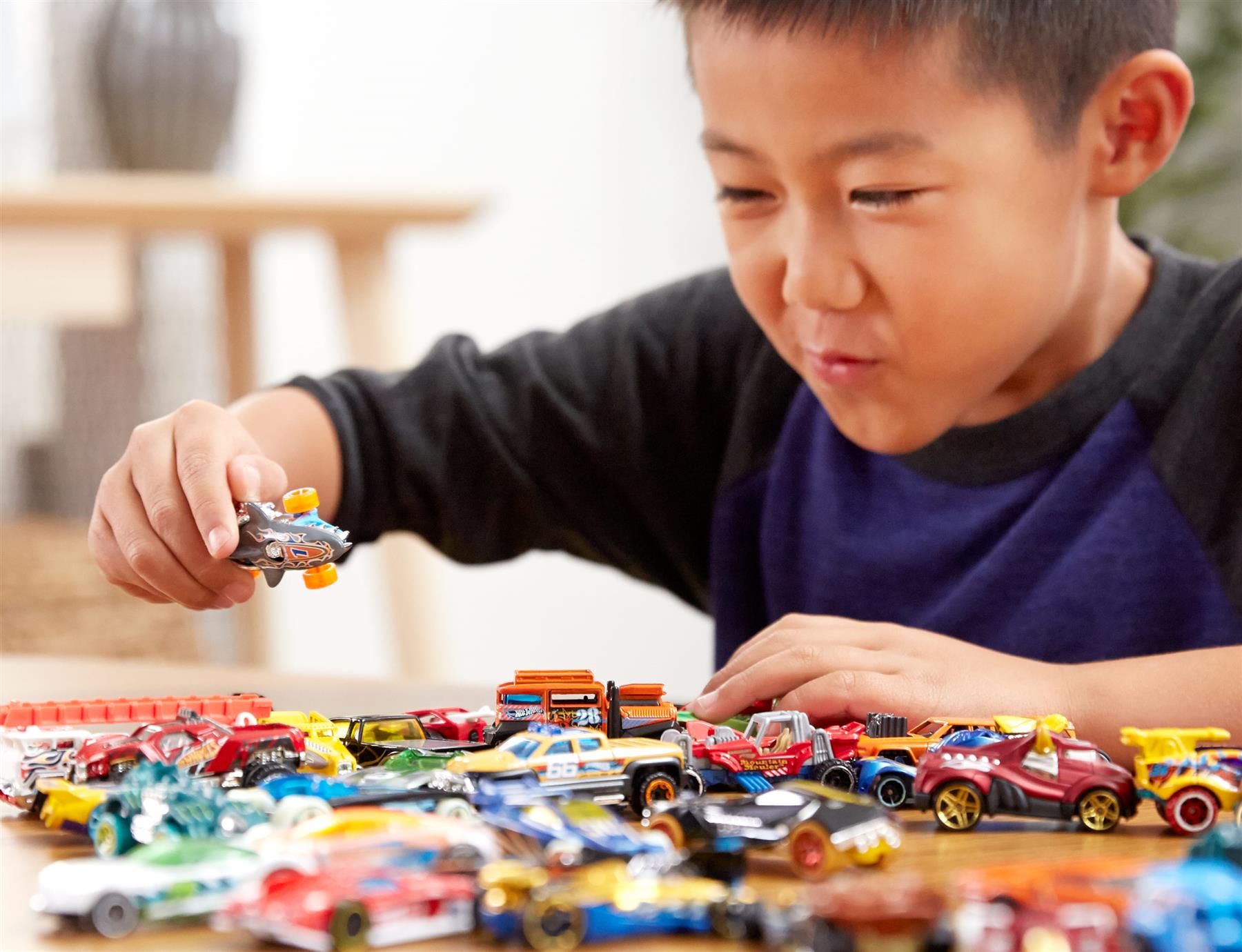 Hot Wheels 40 Cars Pack Blind Assortment