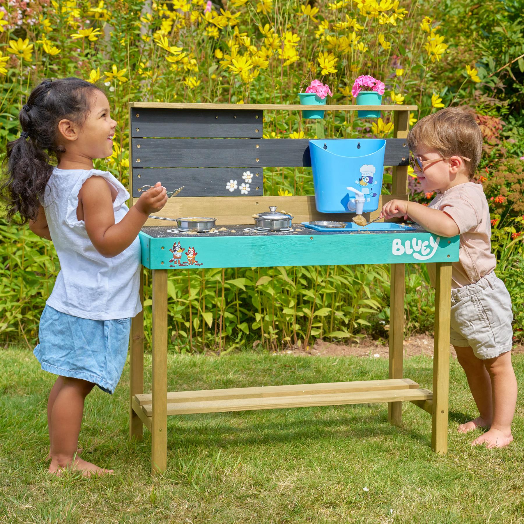 Bluey Wooden Mud Kitchen