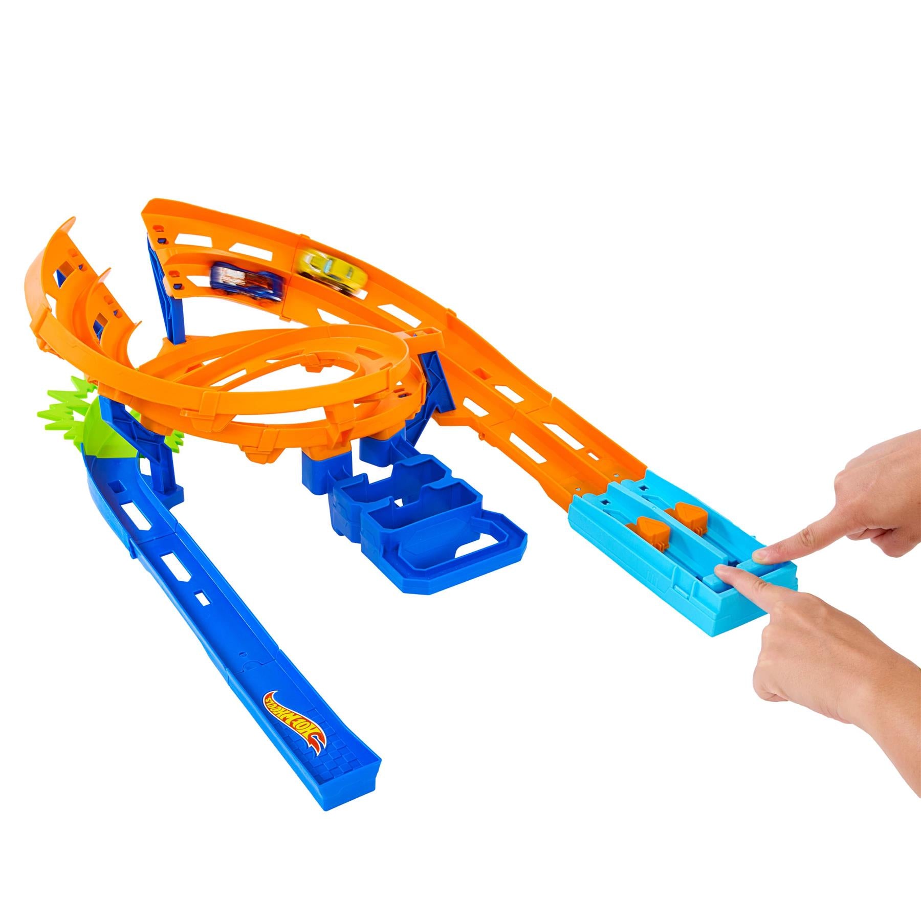 Hot Wheels Whip Around Raceway Track Set