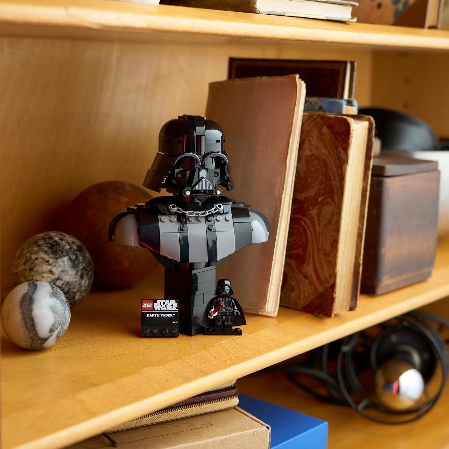 LEGO Star Wars  Darth Vader Bust 75439