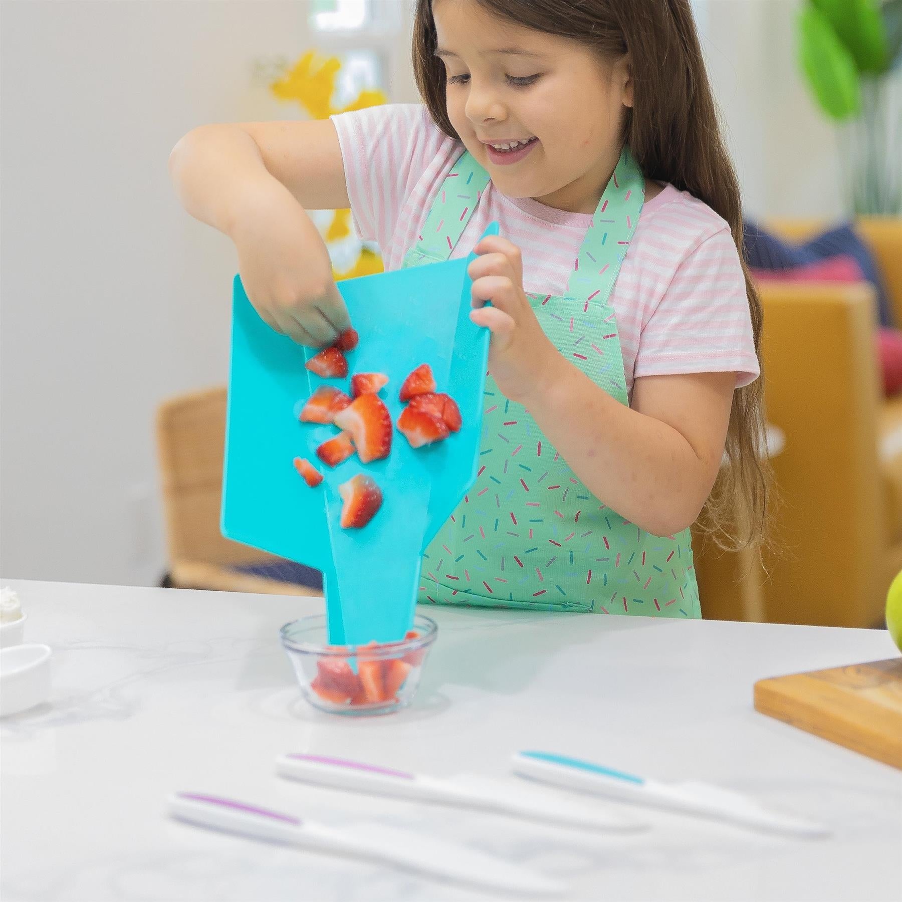 Tovla Jr. Montessori Premium Nylon Knives & Foldable Cutting Board Set
