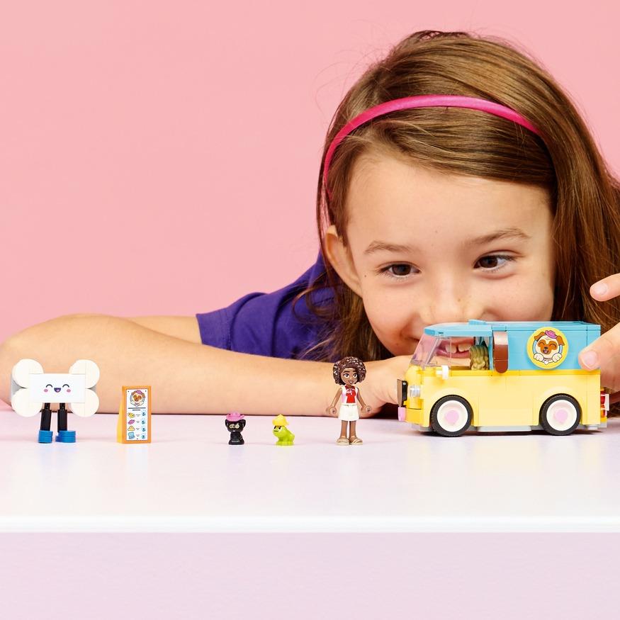 LEGO Friends Pet Accessories Van 42678