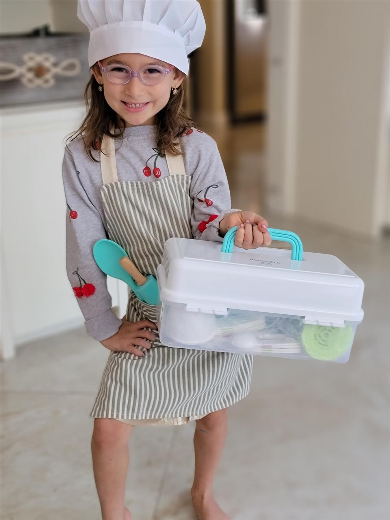Tovla Jr. Montessori Ultimate 17 Piece Cooking & Baking Kit