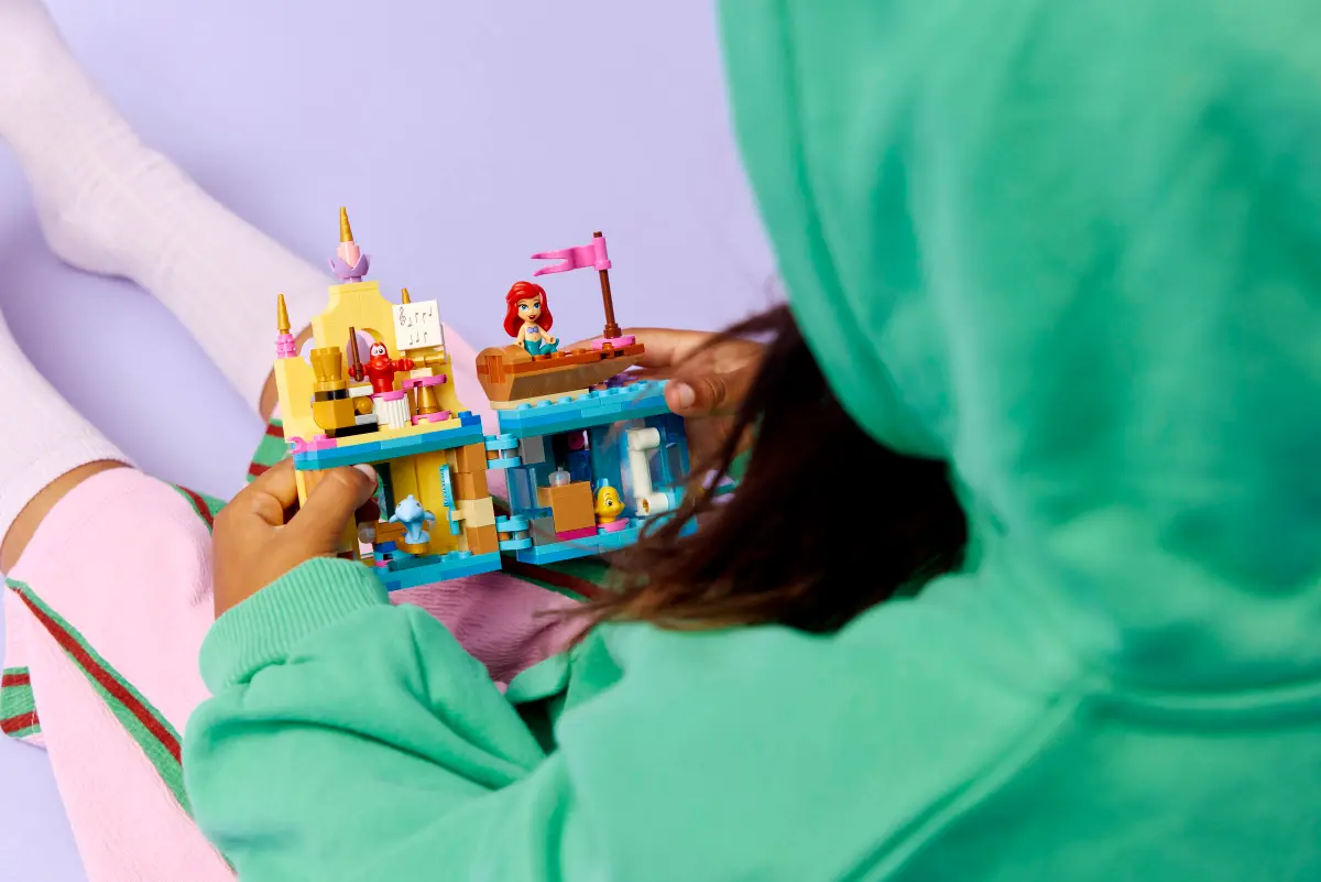 LEGO Disney Princess Ariel’s Magical Mini Palace 43285