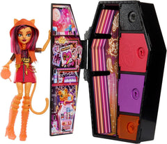 Monster High Skulltimate Secrets Neon Frights Toralei Doll